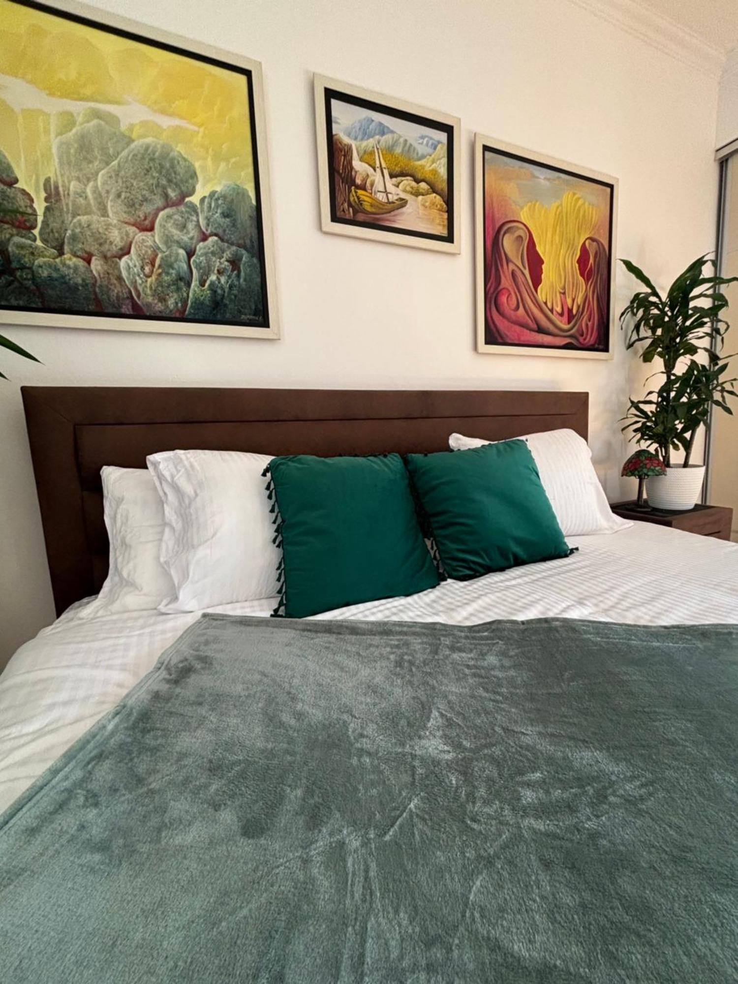 Stylish King Downtown Apartment พอดโกริกา ภายนอก รูปภาพ